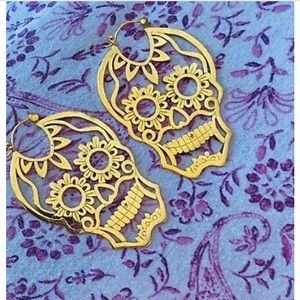 Tawapa sugar skull earrings